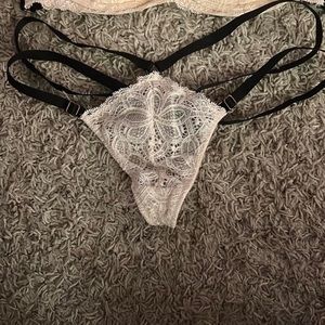 Vintage Victoria’s Secret Thong Straps Panty V-string